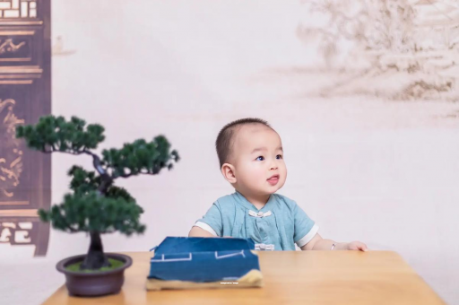 渭南宝宝喊肚子疼怎么回事